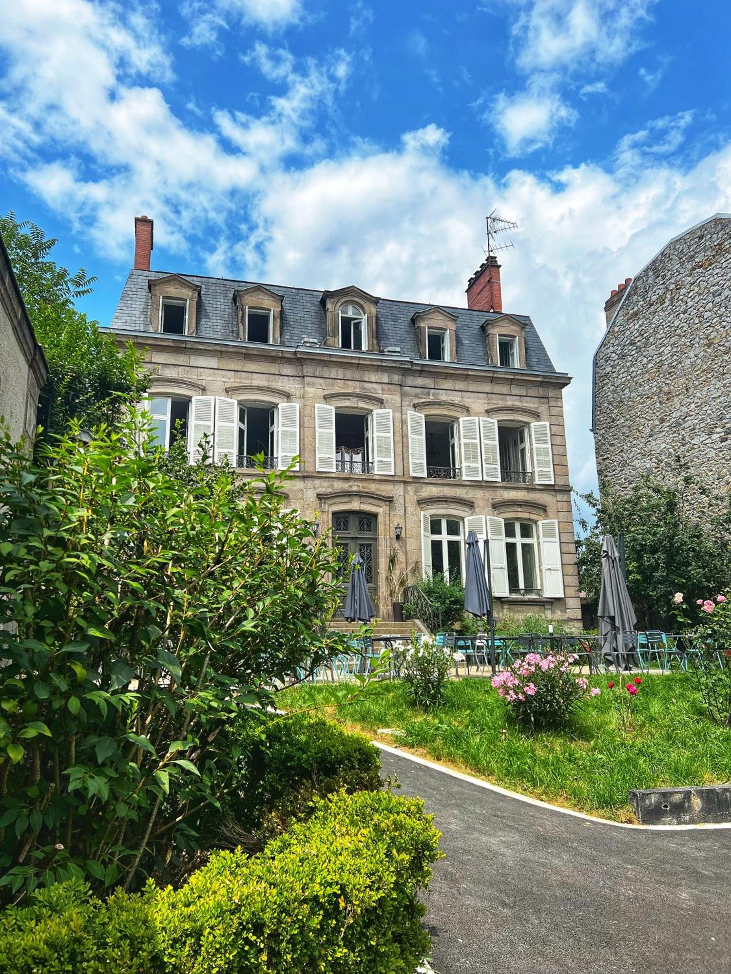 La Maison De Famille Limoges Exterior photo
