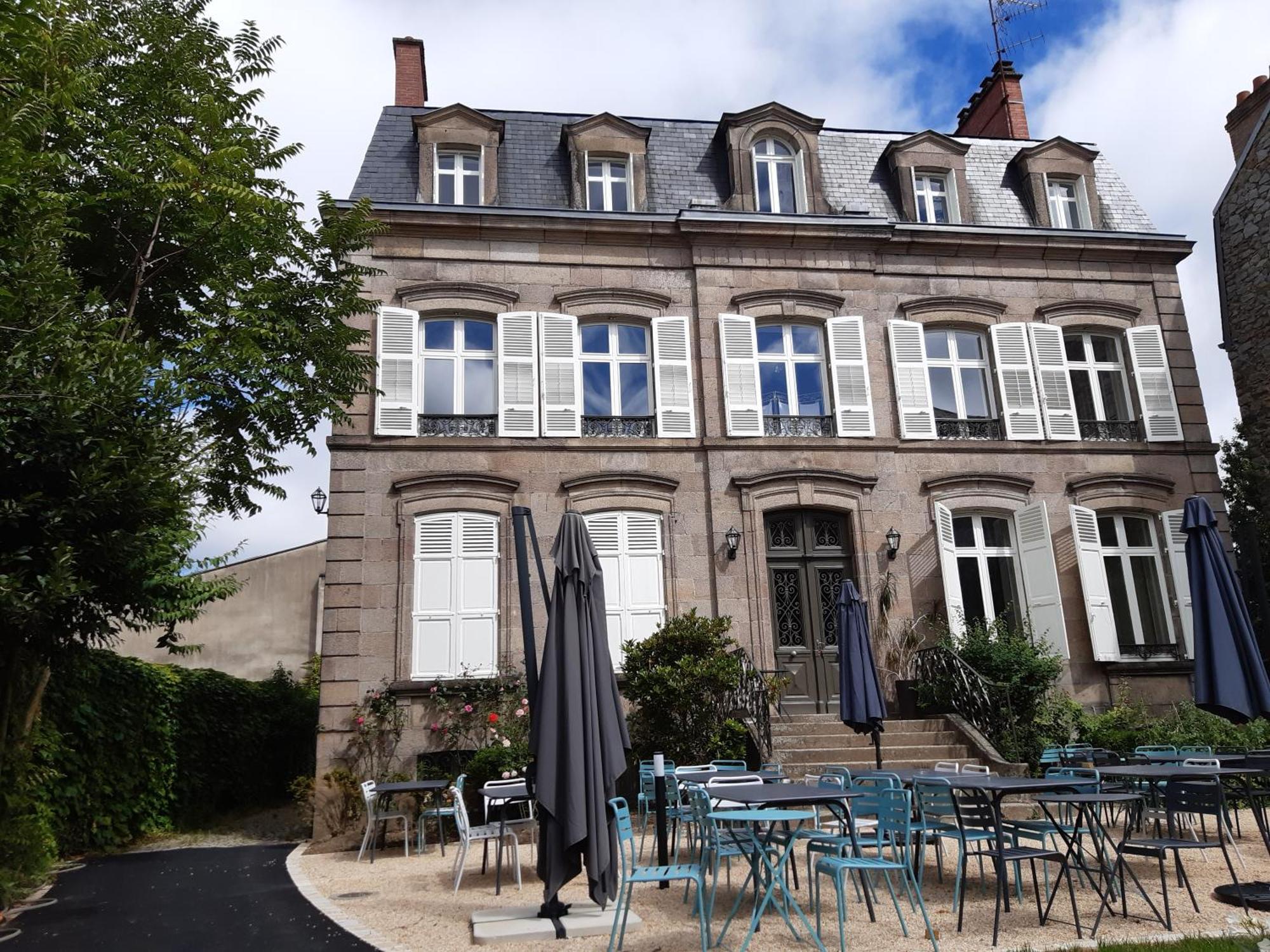 La Maison De Famille Limoges Exterior photo